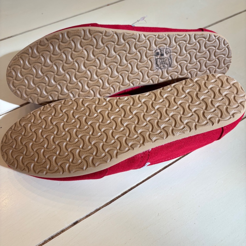 Toms Canvas Alpargata Classic Shoes Women’s Size 6.5 Red Slip On NEW - Picture 6 of 7
